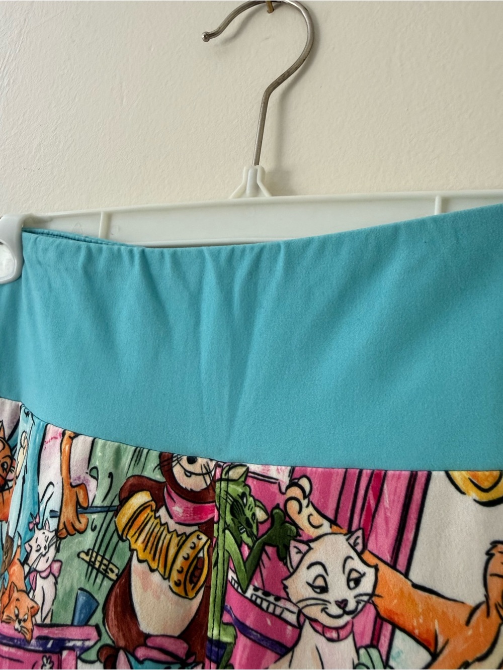 Disney Aristocat Leggings Buttery Soft Size TC (Tall & Curvy: 12-18) NWOT - Picture 4 of 11